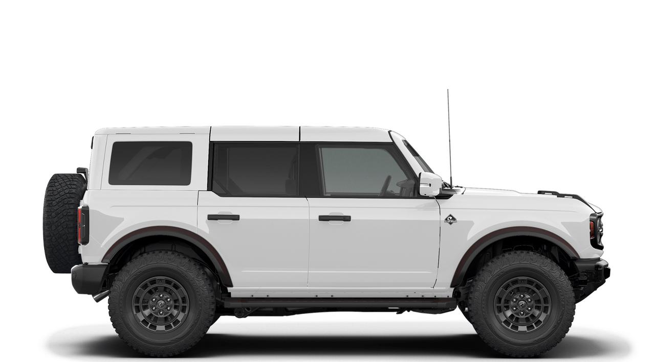 2026 Ford Bronco Outer Banks Photo4