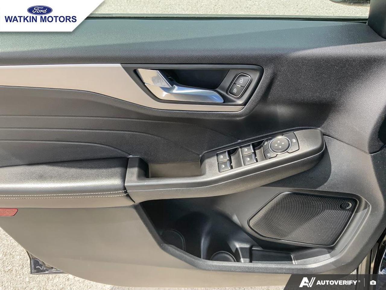 2021 Ford Escape SEL AWD Photo19