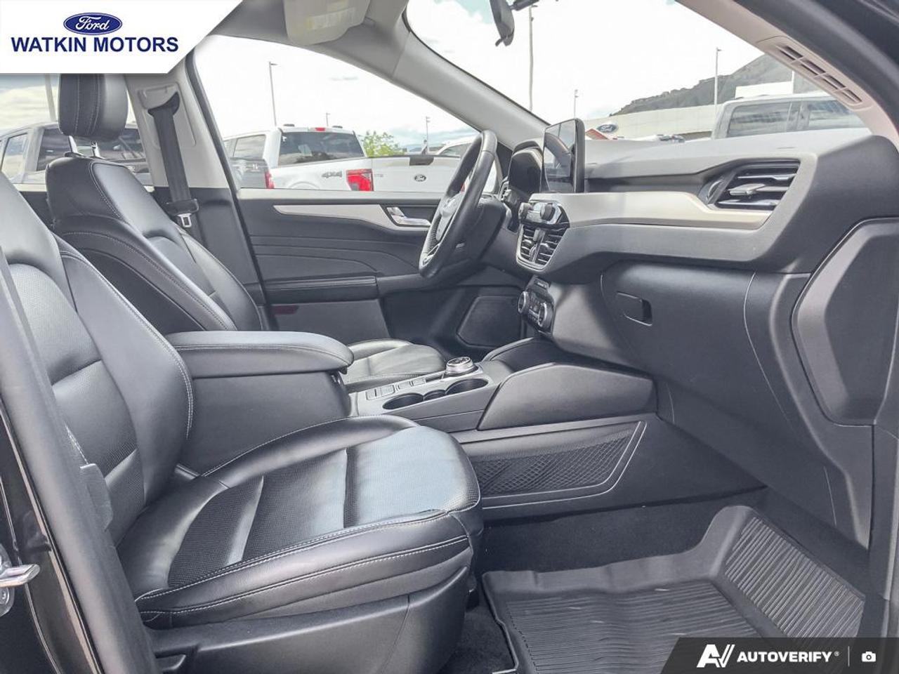 2021 Ford Escape SEL AWD Photo24