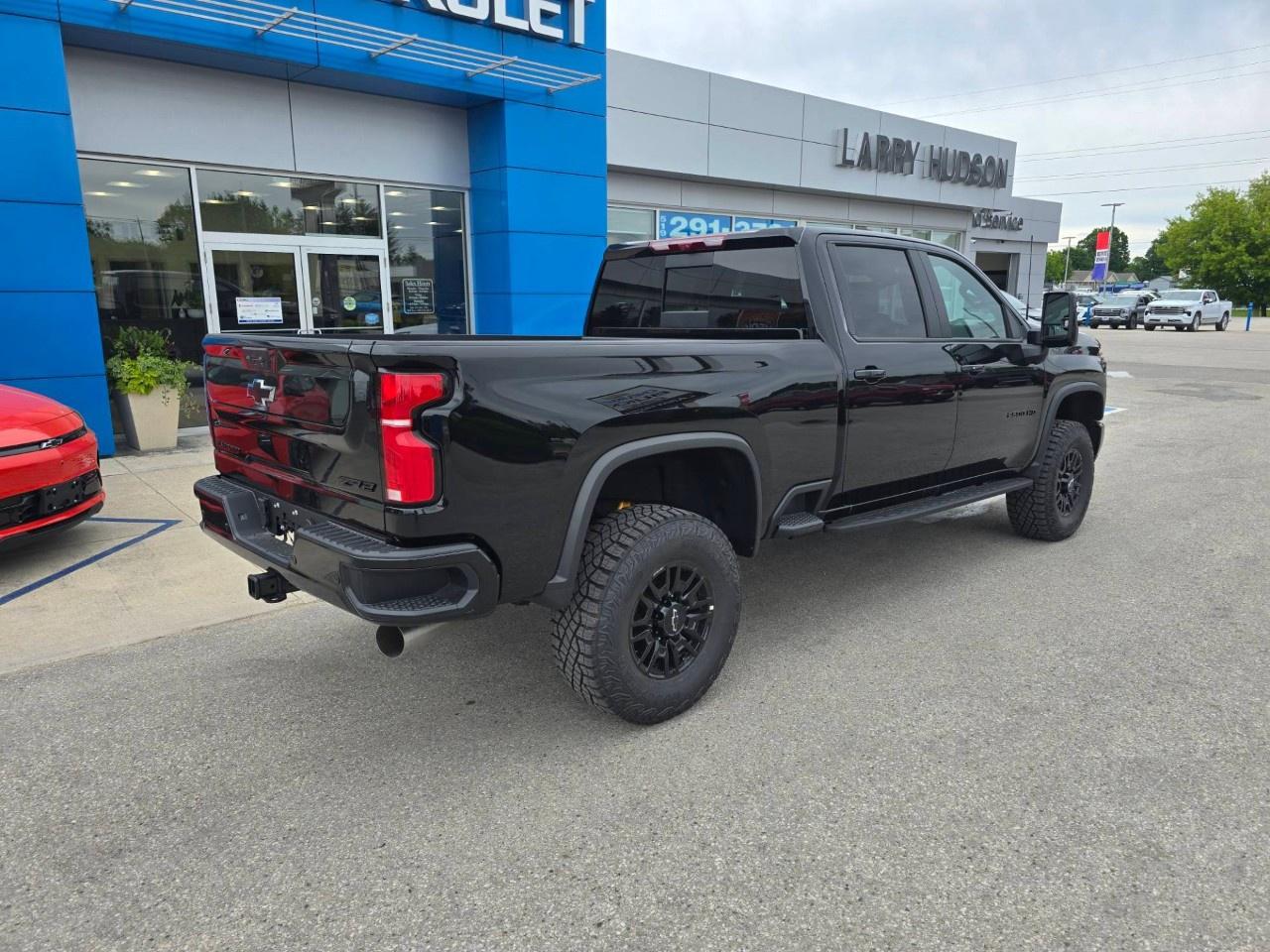 2026 Chevrolet Silverado 2500 HD 4WD Crew Cab Standard Box ZR2 Photo
