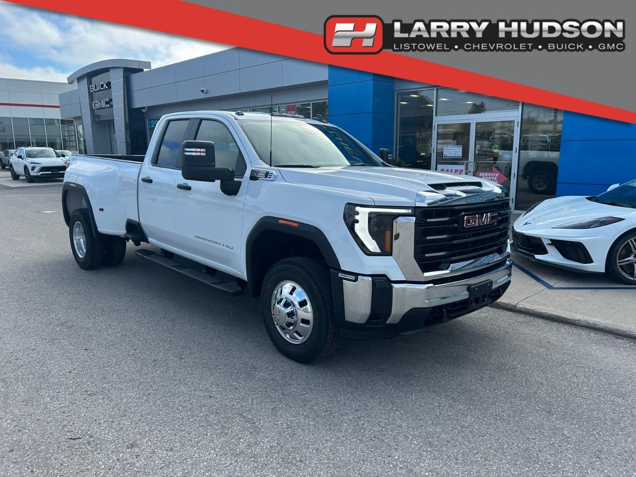2026 GMC Sierra 3500 HD 4WD Double Cab Long Box Pro Photo0