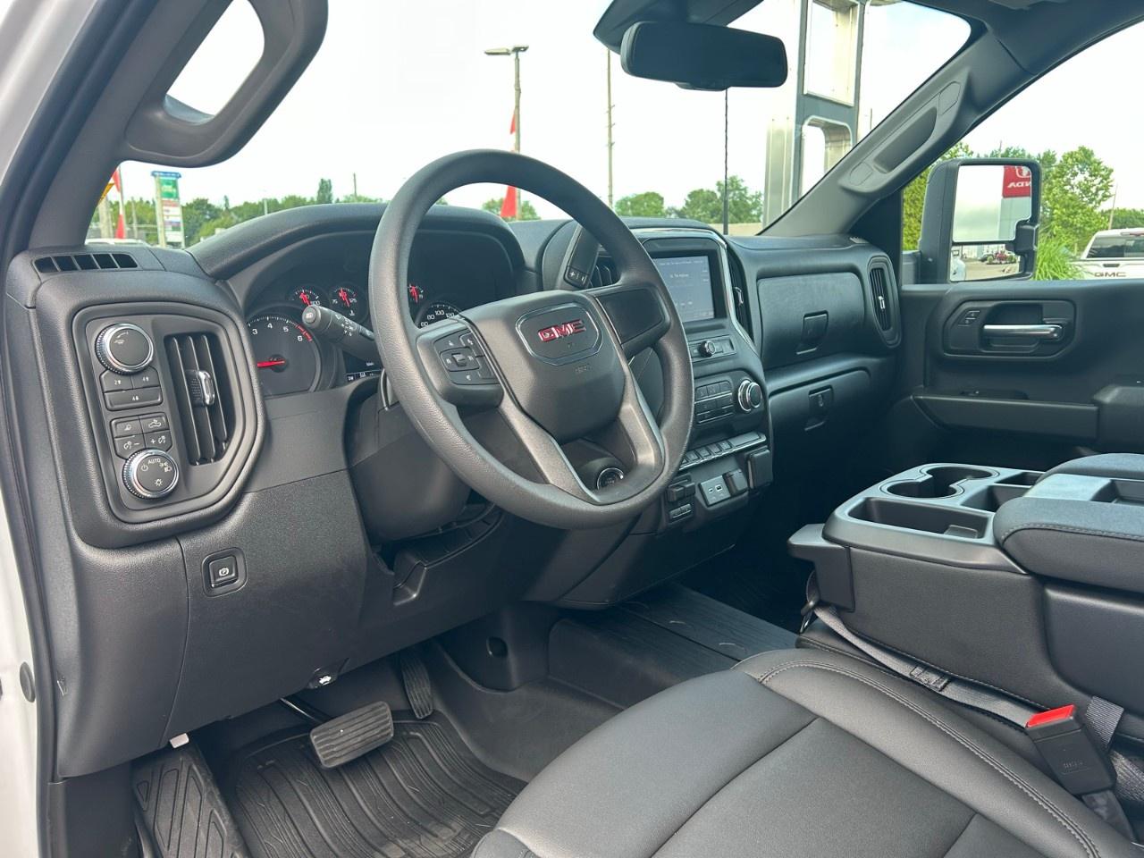 2026 GMC Sierra 3500 HD 4WD Double Cab Long Box Pro Photo