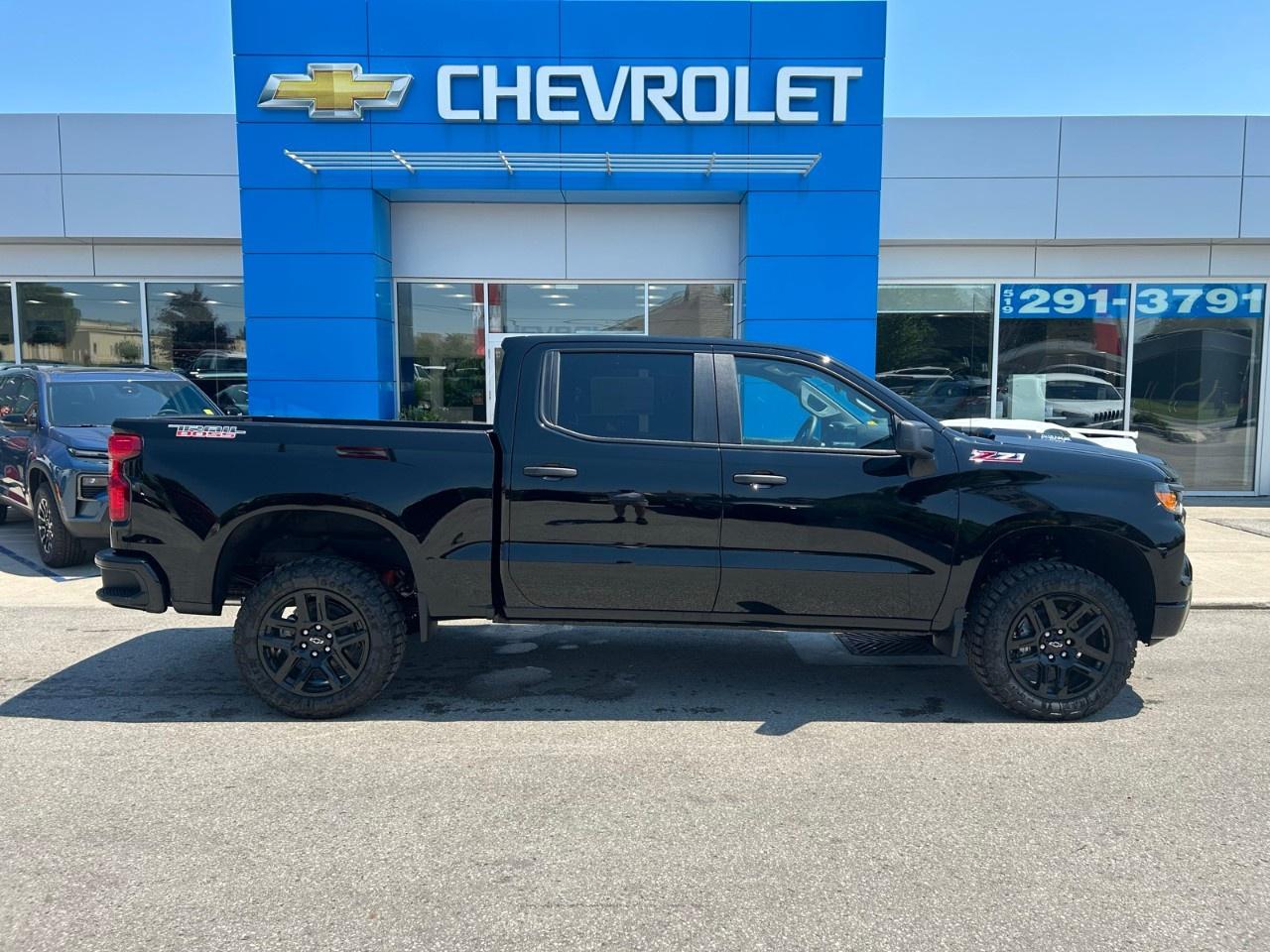 2026 Chevrolet Silverado 1500 Crew Cab Short Box 4-Wheel Drive Custom Trail Boss Photo5