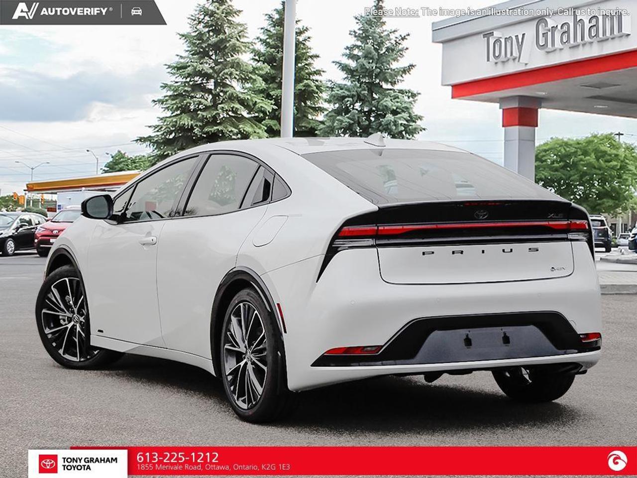 2026 Toyota Prius XLE Photo