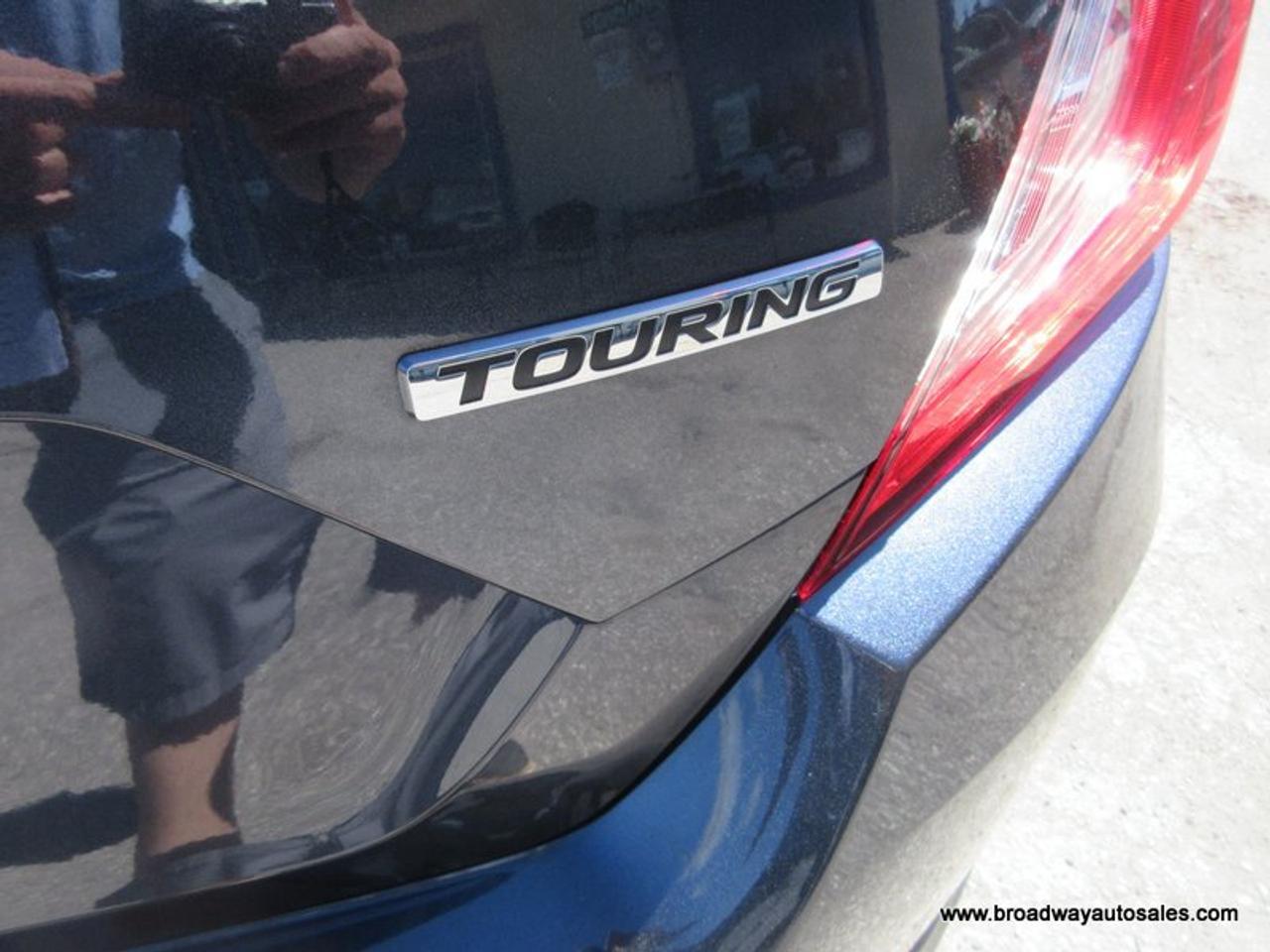 2020 Honda Civic LOADED TOURING-VERSION 5 PASSENGER 1.5L - TURBO.. NAVIGATION.. POWER SUNROOF.. LEATHER.. HEATED SEATS.. ECON-MODE-PACKAGE.. BACK-UP CAMERA.. Photo