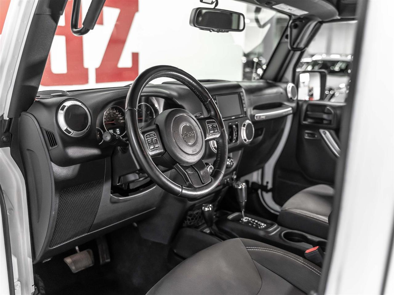 2018 Jeep Wrangler Unlimited Sahara|Accident Free|One Owner|Ontario Vehicle Photo3