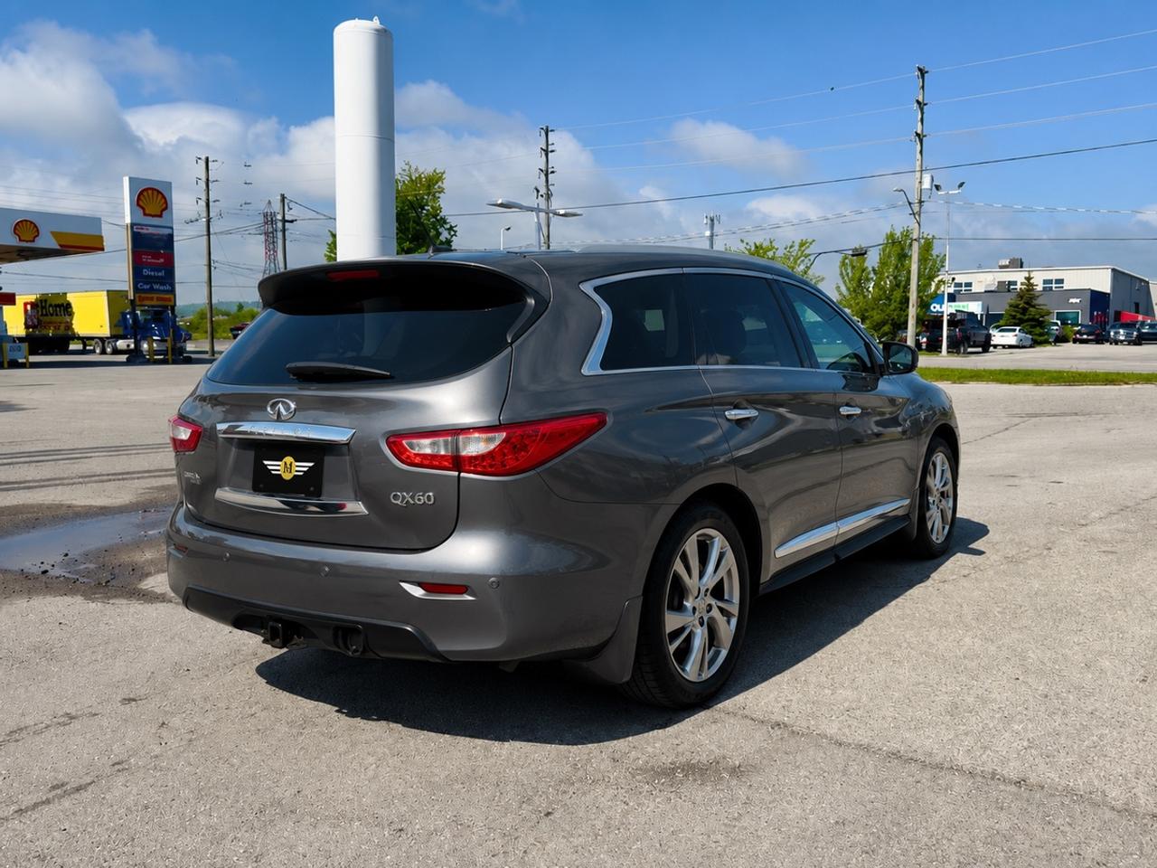 2015 Infiniti QX60 - NO ACCIDENTS - ONE OWNER Photo