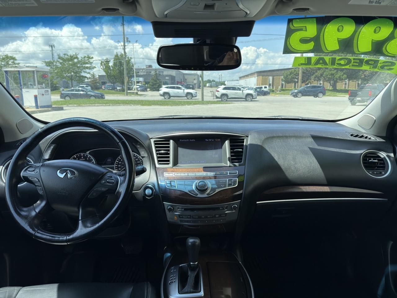 2015 Infiniti QX60 - NO ACCIDENTS - ONE OWNER Photo