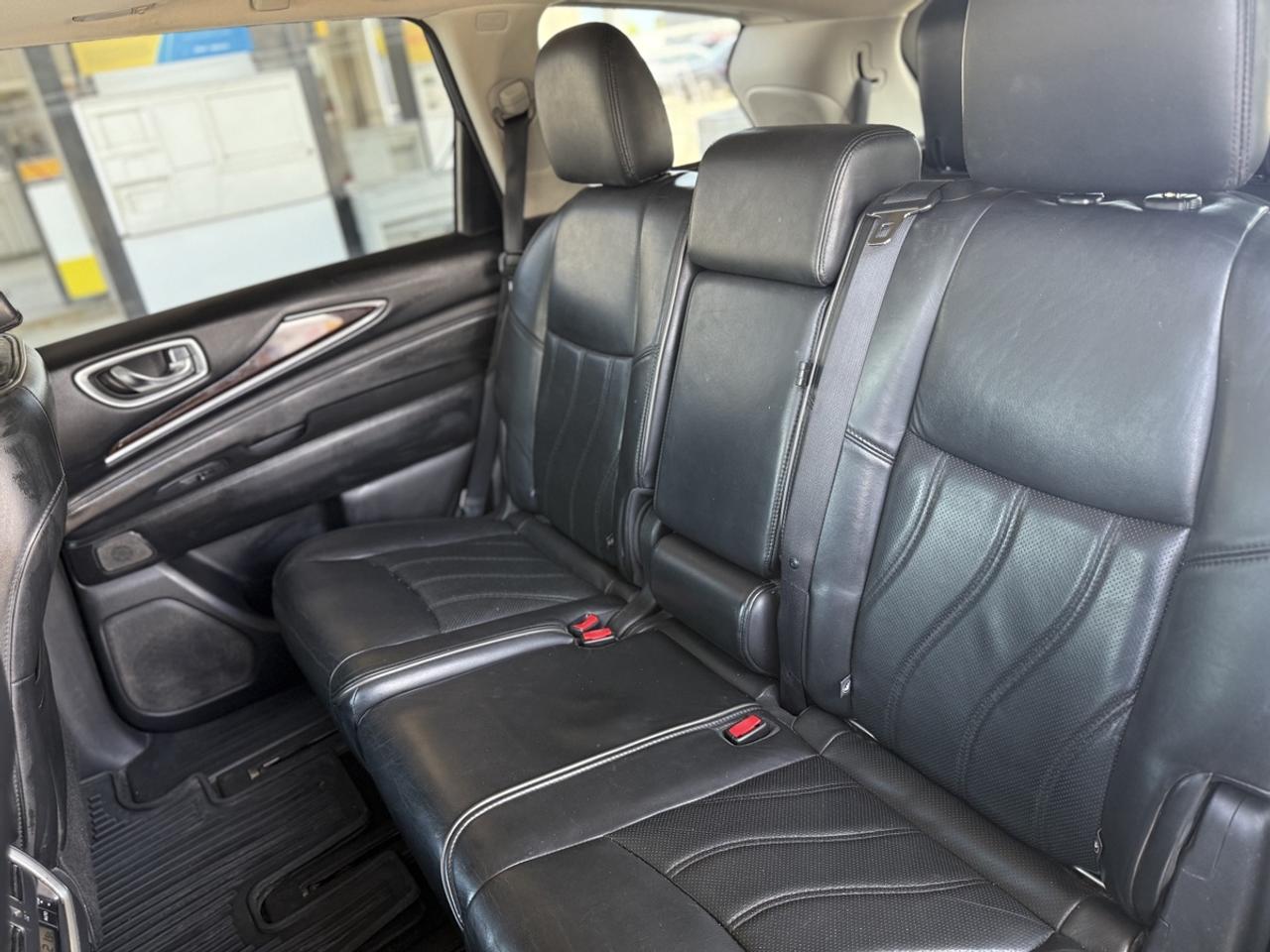 2015 Infiniti QX60 - NO ACCIDENTS - ONE OWNER Photo
