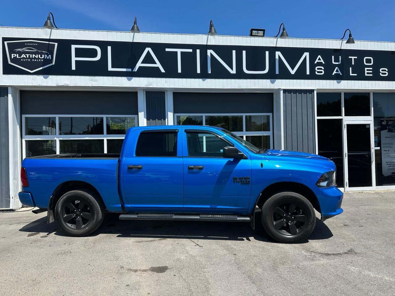 2022 RAM 1500 Classic TRADESMAN Photo4