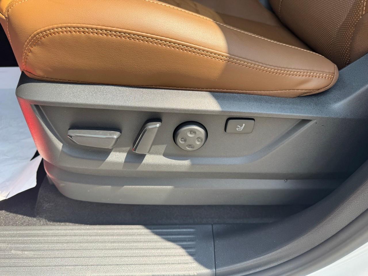2026 Nissan Armada 4x4 Platinum Reserve Photo