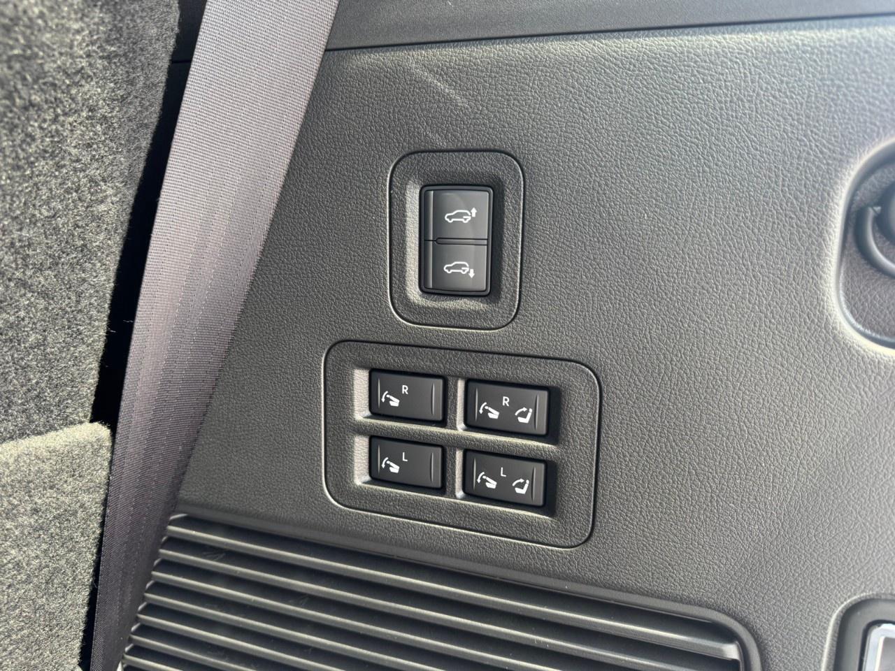 2026 Nissan Armada 4x4 Platinum Reserve Photo