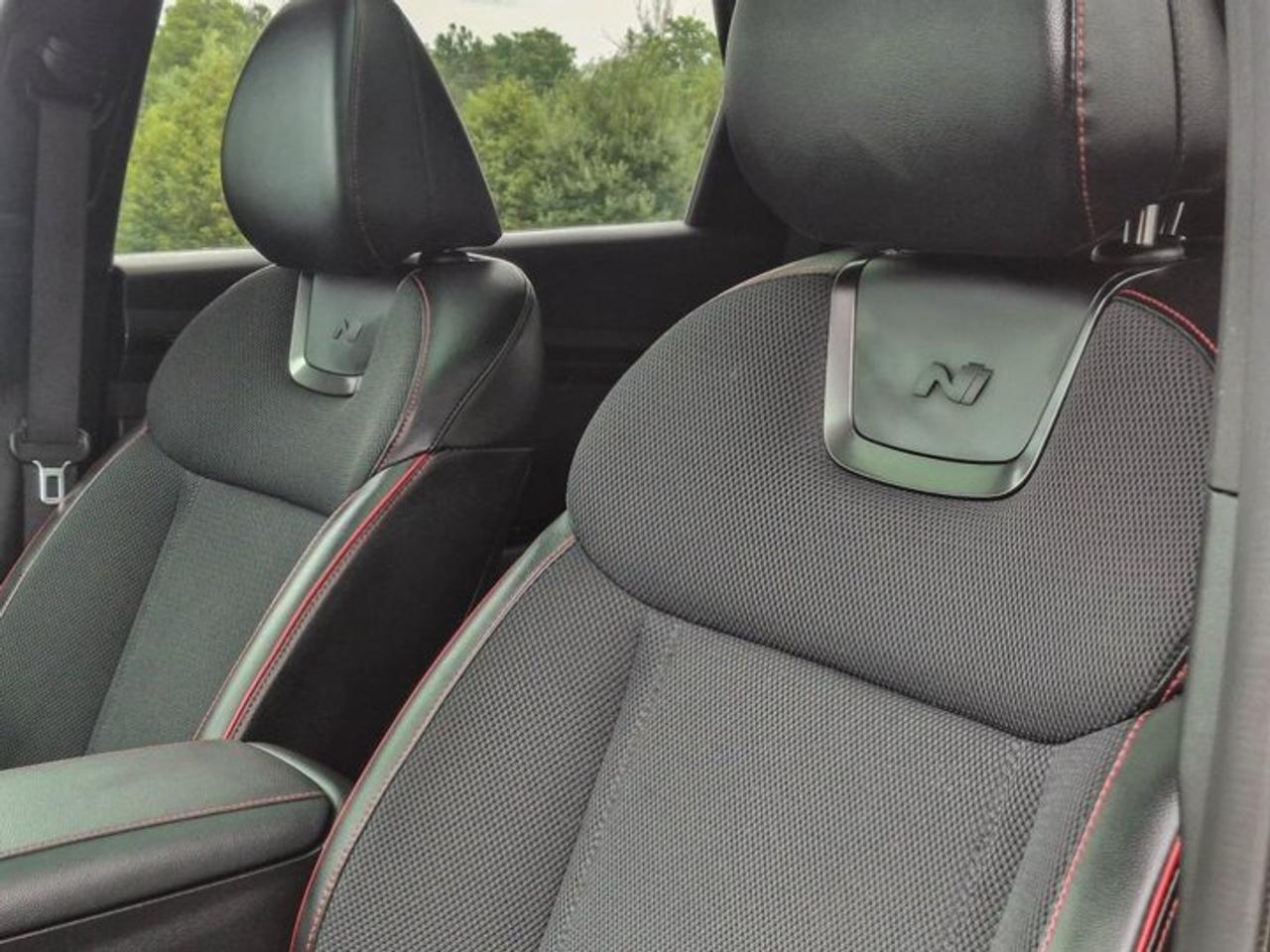 2024 Hyundai Tucson Hybrid N-Line AWD | Sunroof | Leather | Nav | Bose | Adaptive Cruise | Heated Wheel + Seats | and More ! Photo