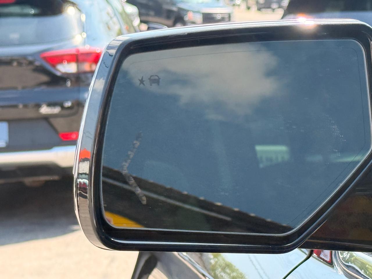 2019 Chevrolet Suburban Premier Photo