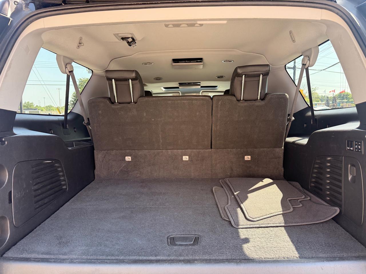 2019 Chevrolet Suburban Premier Photo
