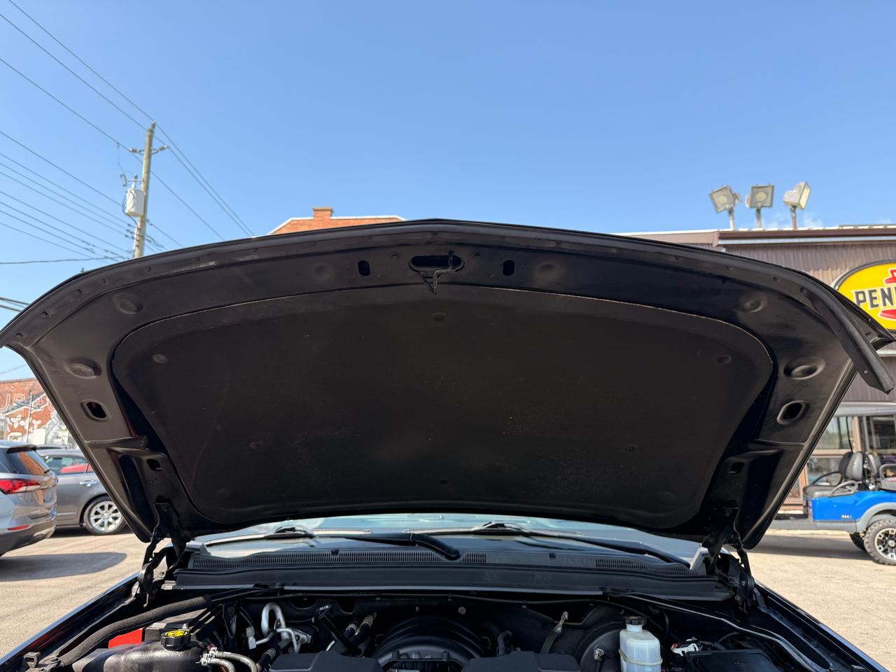 2019 Chevrolet Suburban Premier Photo