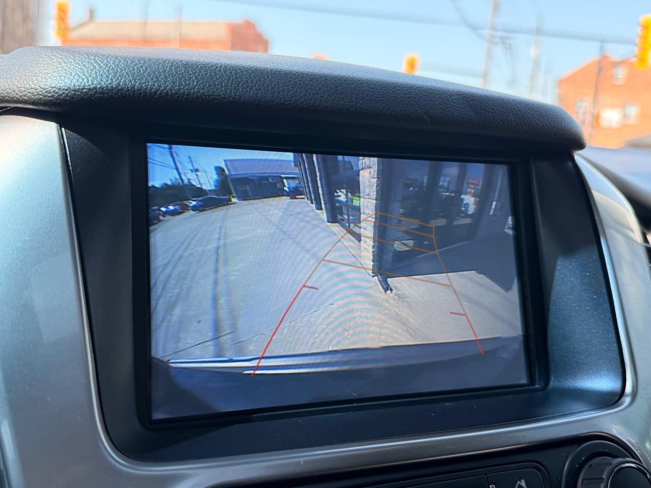 2019 Chevrolet Suburban Premier Photo