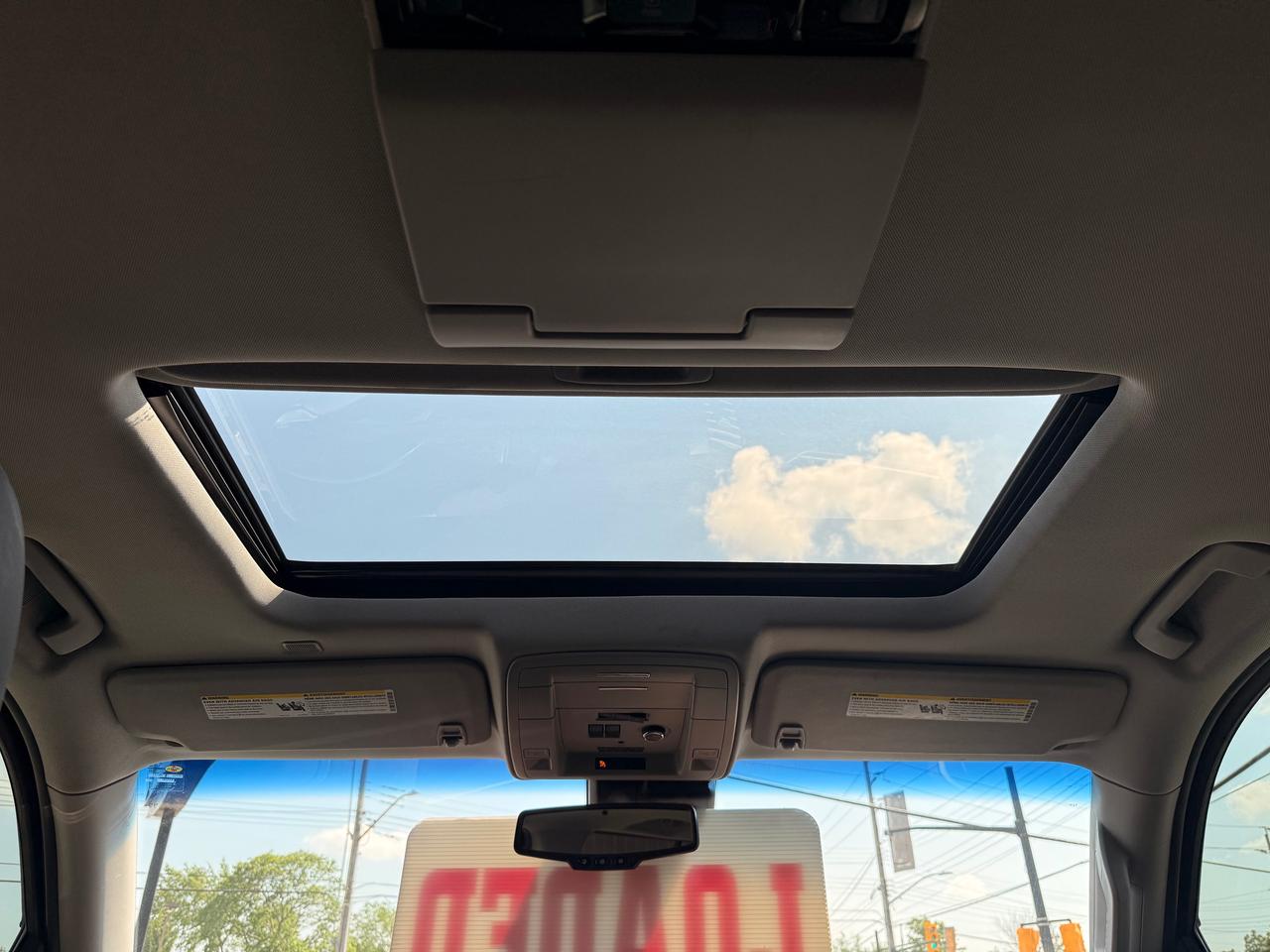 2019 Chevrolet Suburban Premier Photo