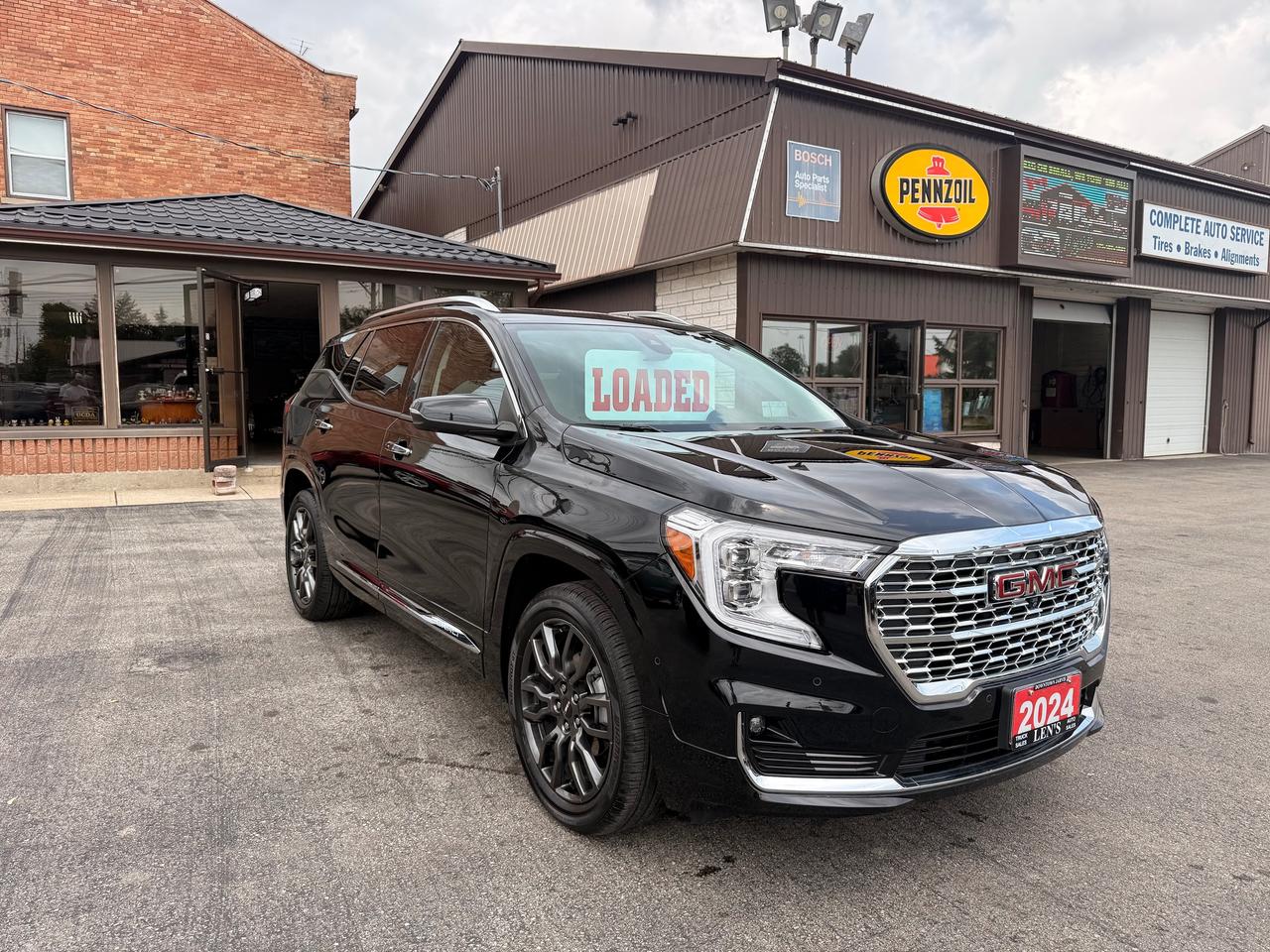 2024 GMC Terrain Denali Photo