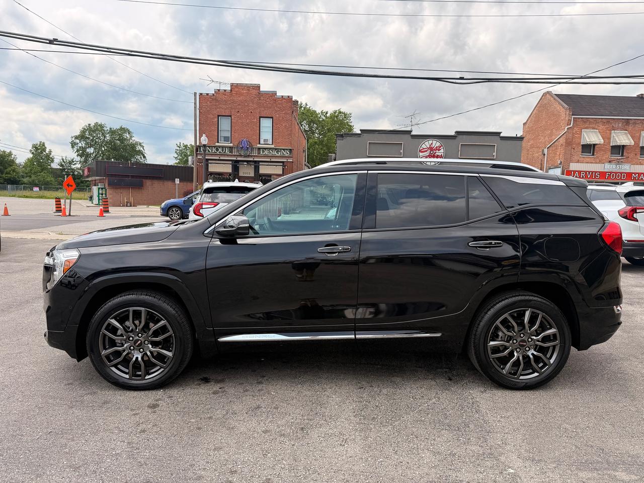 2024 GMC Terrain Denali Photo