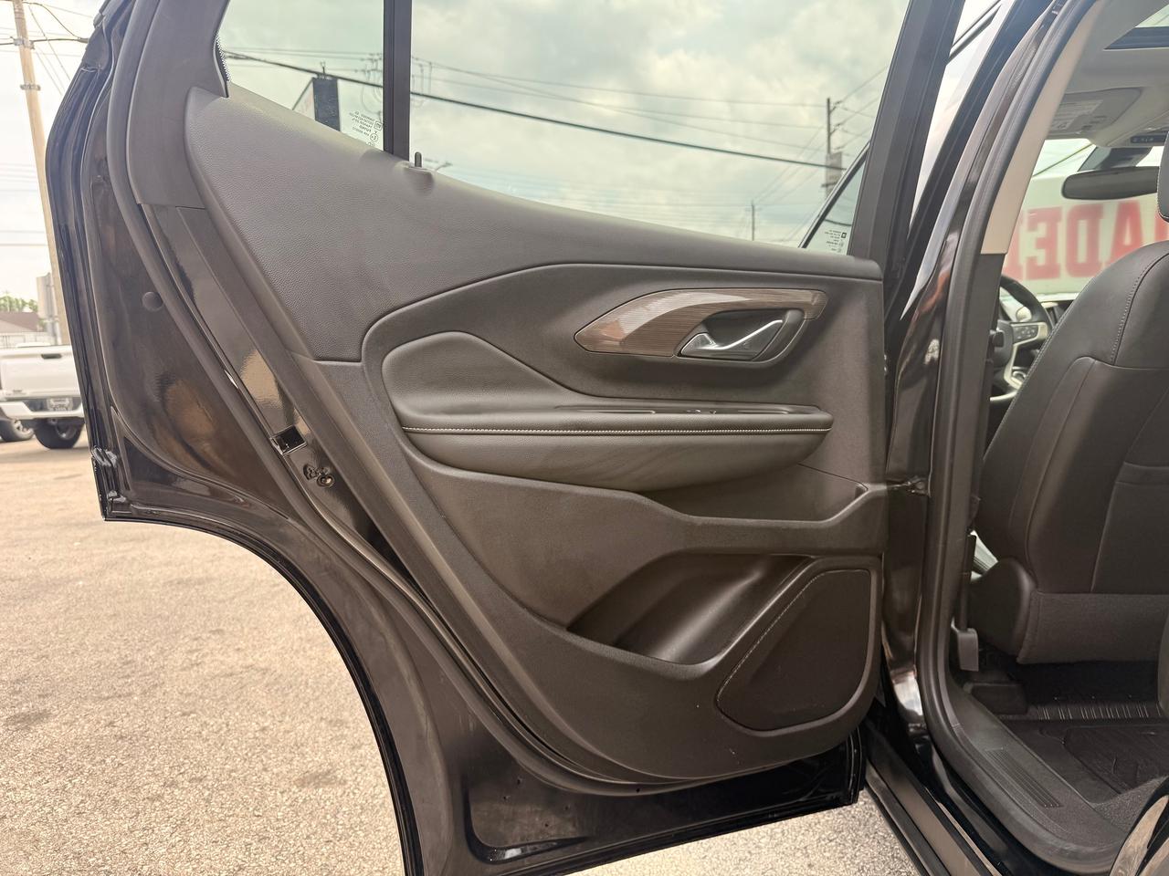 2024 GMC Terrain Denali Photo