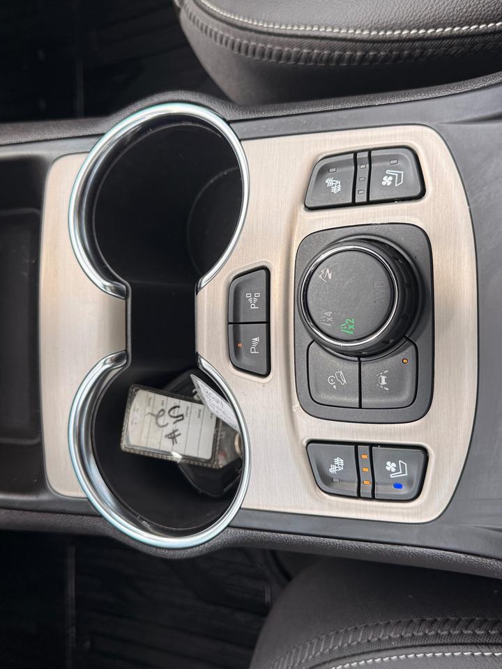 2024 GMC Terrain Denali Photo