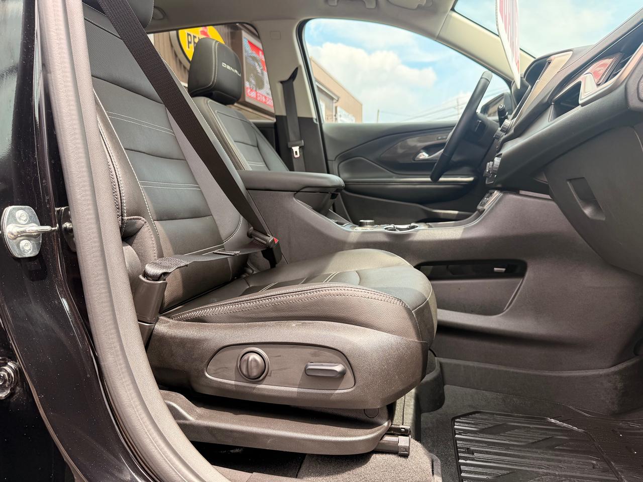 2024 GMC Terrain Denali Photo
