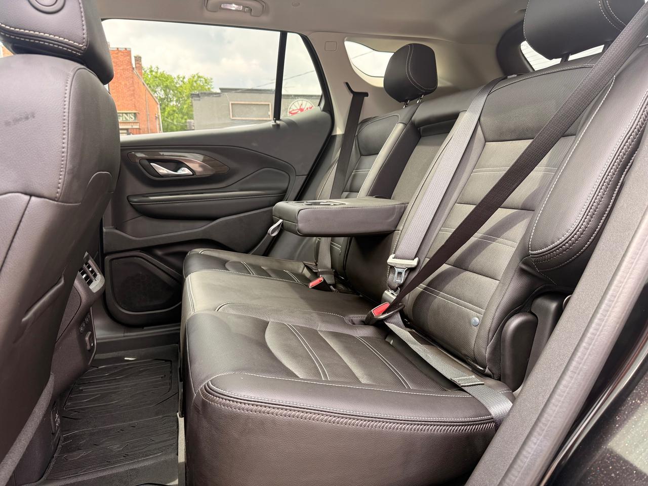 2024 GMC Terrain Denali Photo