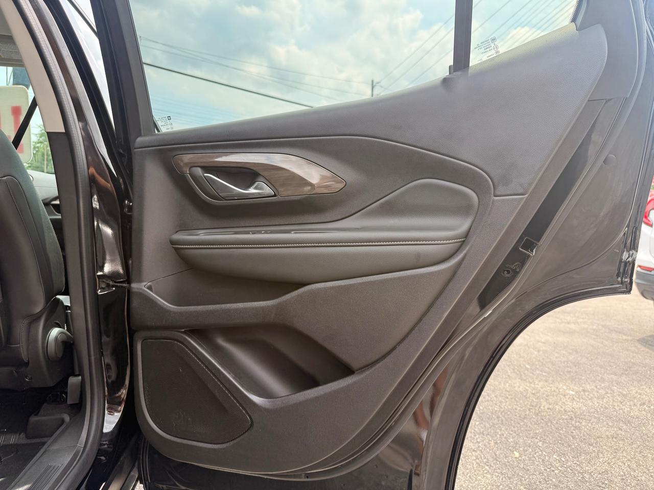 2024 GMC Terrain Denali Photo