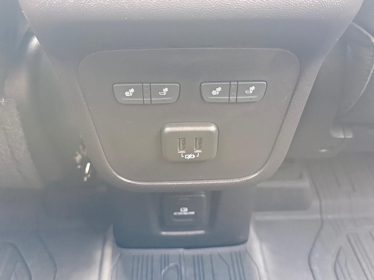 2024 GMC Terrain Denali Photo