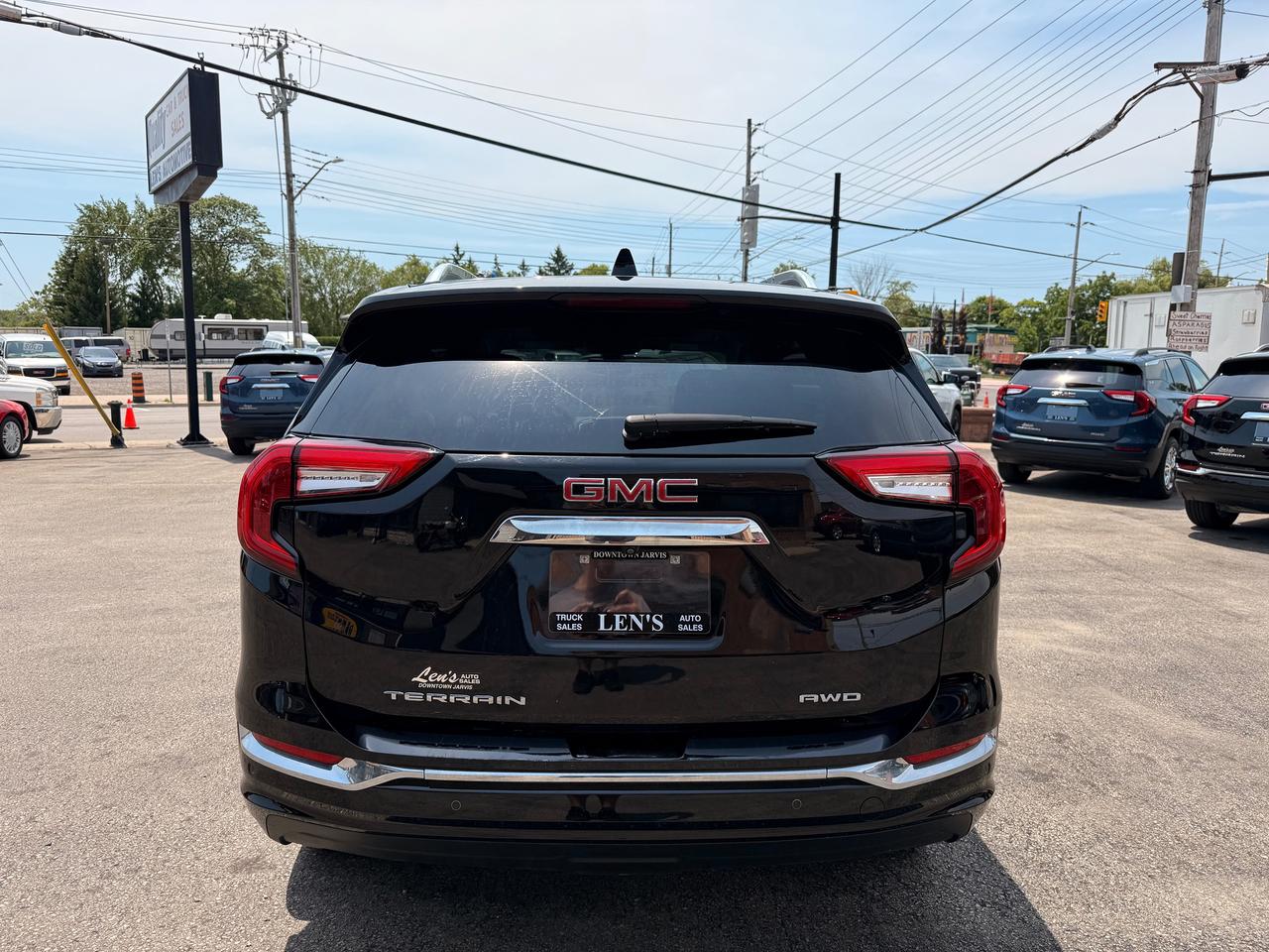 2024 GMC Terrain Denali Photo