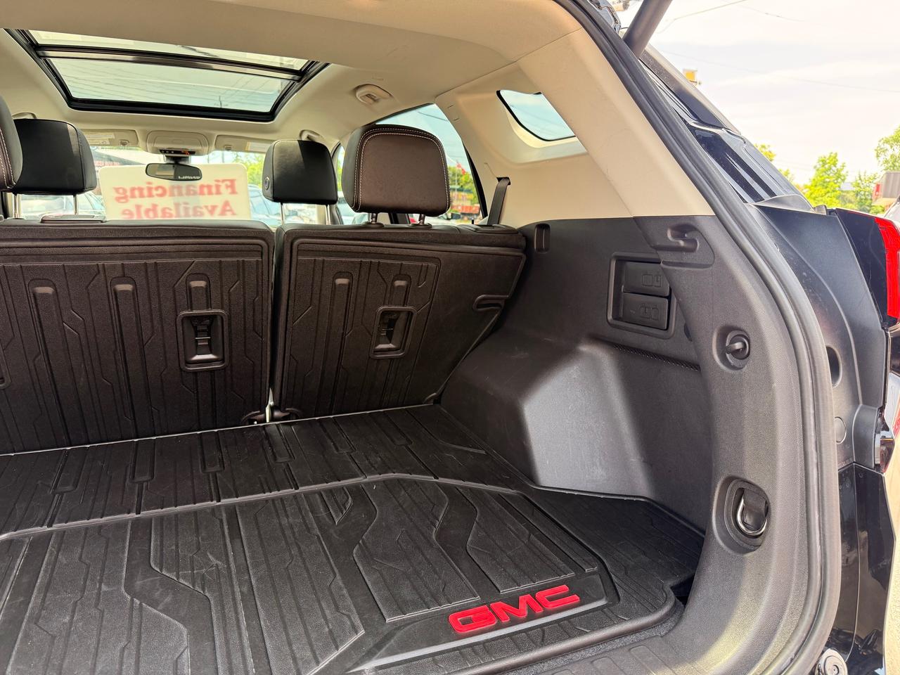 2024 GMC Terrain Denali Photo