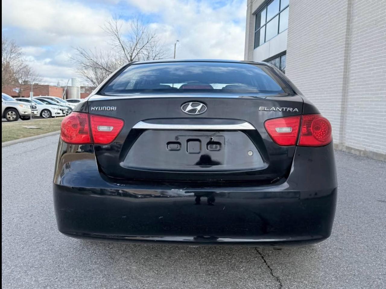 2010 Hyundai Elantra Limited - AUTO, LEATHER, SUNROOF, HEATED SEATS! Photo28
