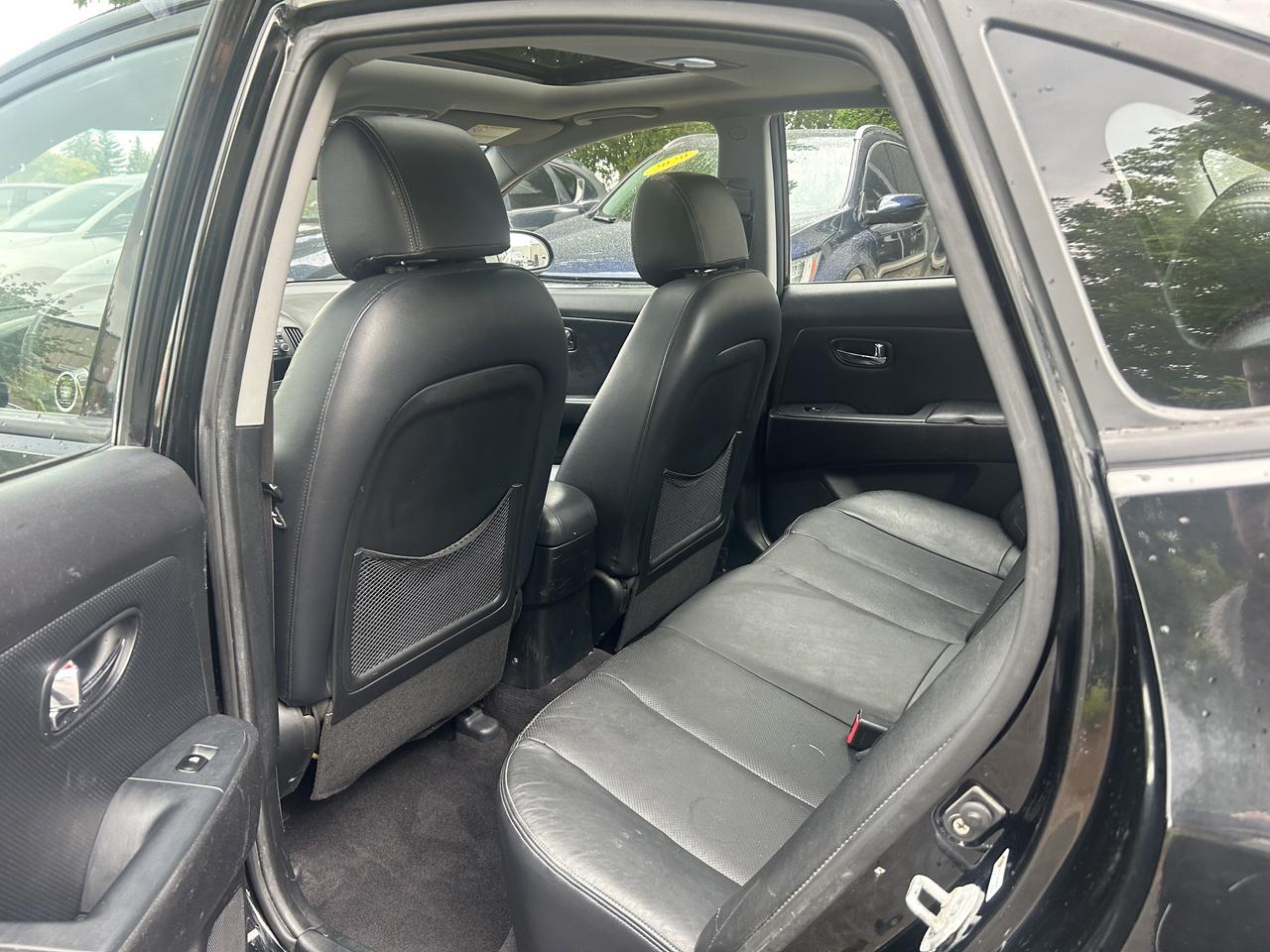 2010 Hyundai Elantra Limited - AUTO, LEATHER, SUNROOF, HEATED SEATS! - Photo #27