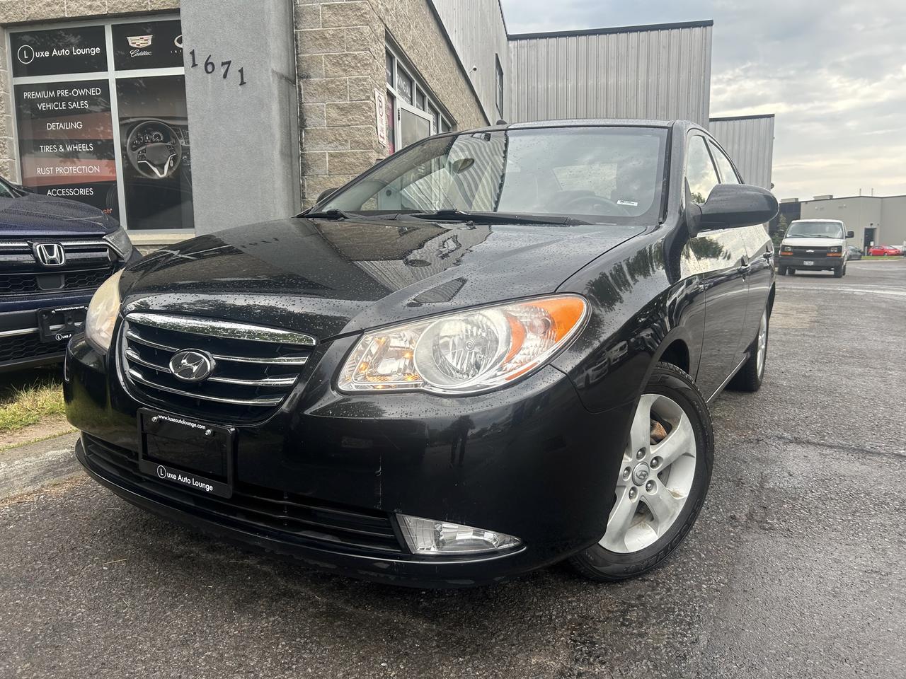 2010 Hyundai Elantra Limited - AUTO, LEATHER, SUNROOF, HEATED SEATS! - Photo #1