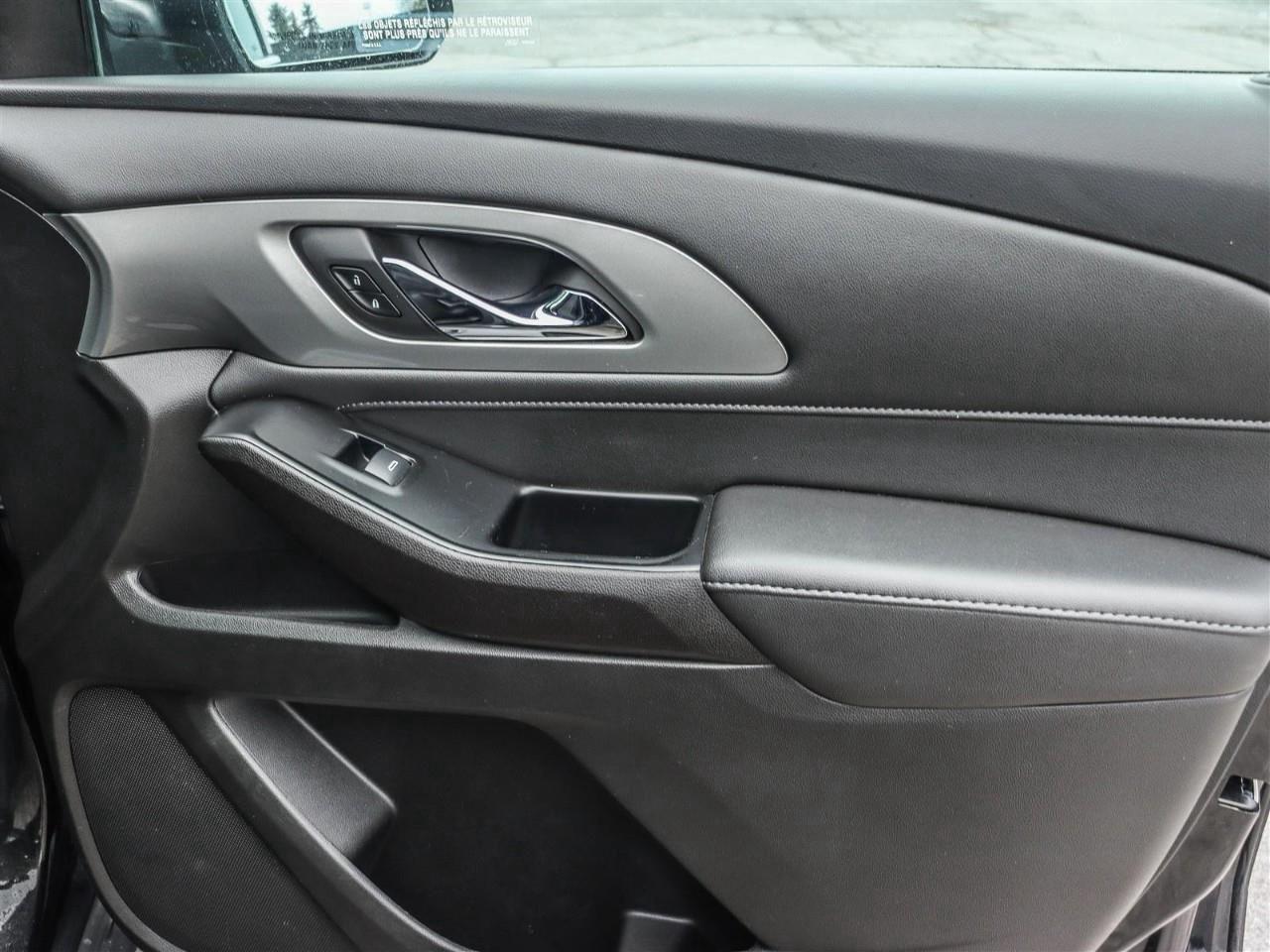 2023 Chevrolet Traverse LT Cloth All-Wheel Drive Photo