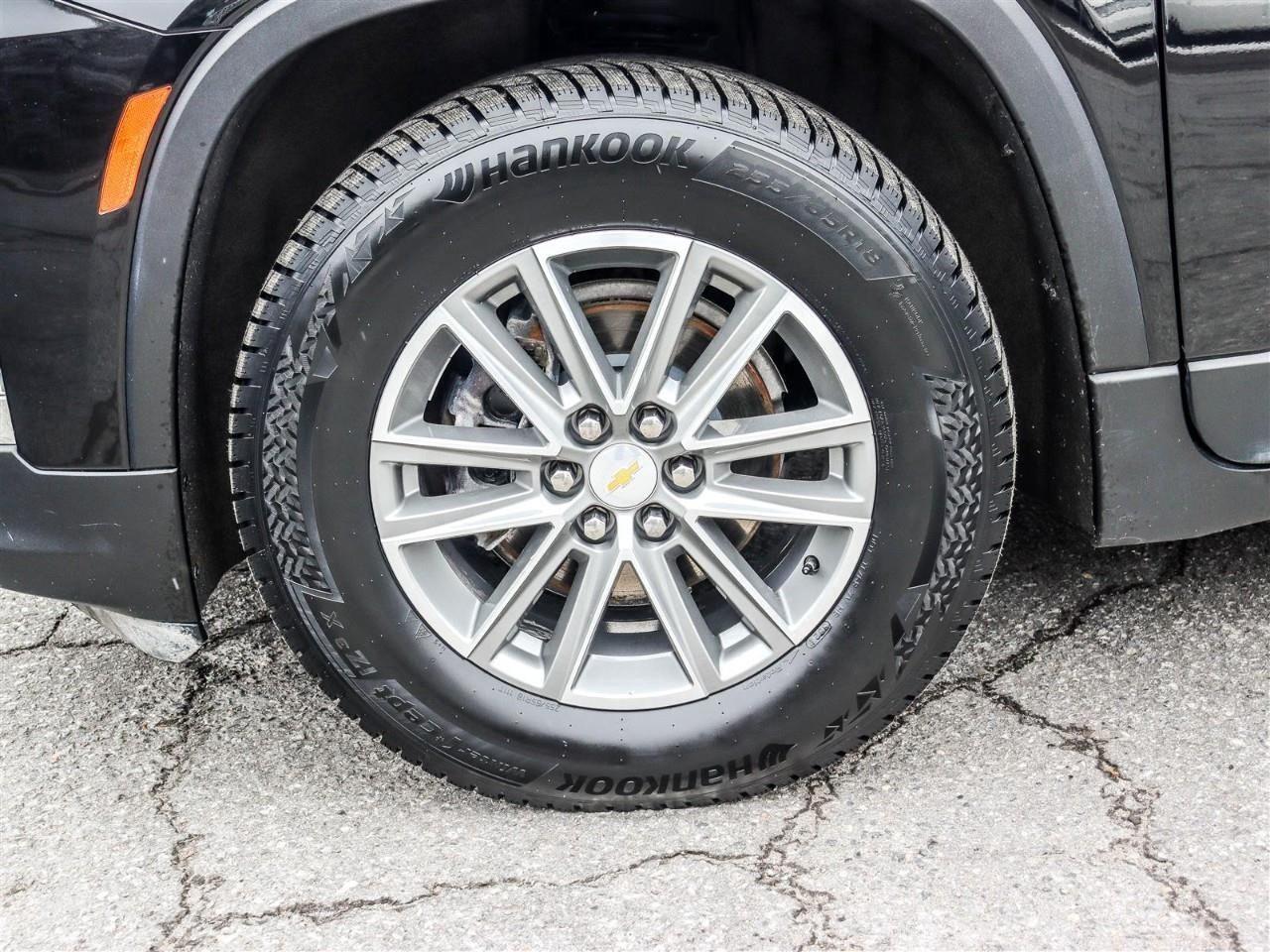 2023 Chevrolet Traverse LT Cloth All-Wheel Drive Photo