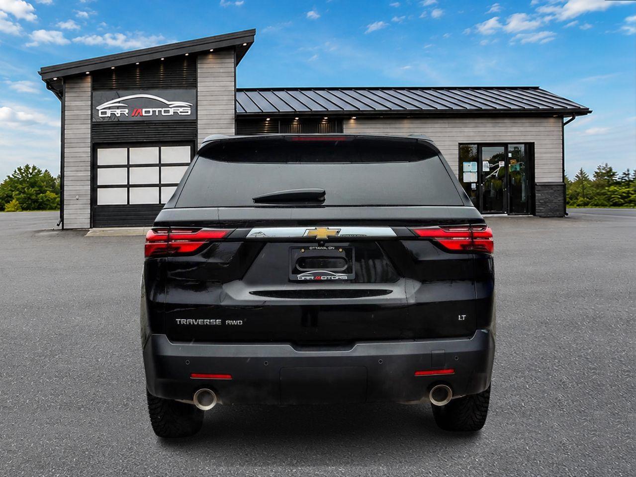 2023 Chevrolet Traverse LT Cloth All-Wheel Drive Photo