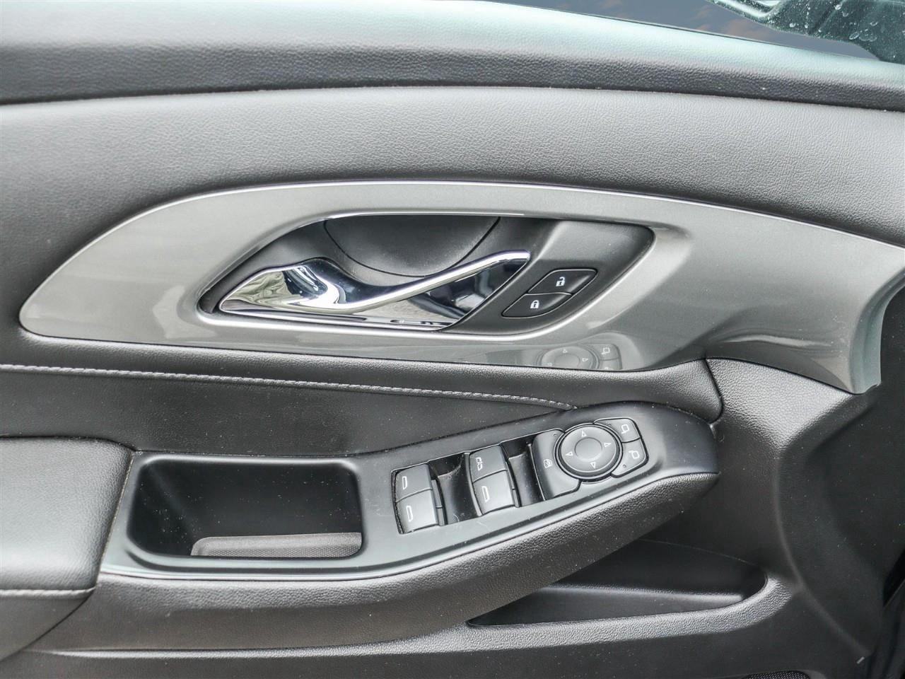 2023 Chevrolet Traverse LT Cloth All-Wheel Drive Photo