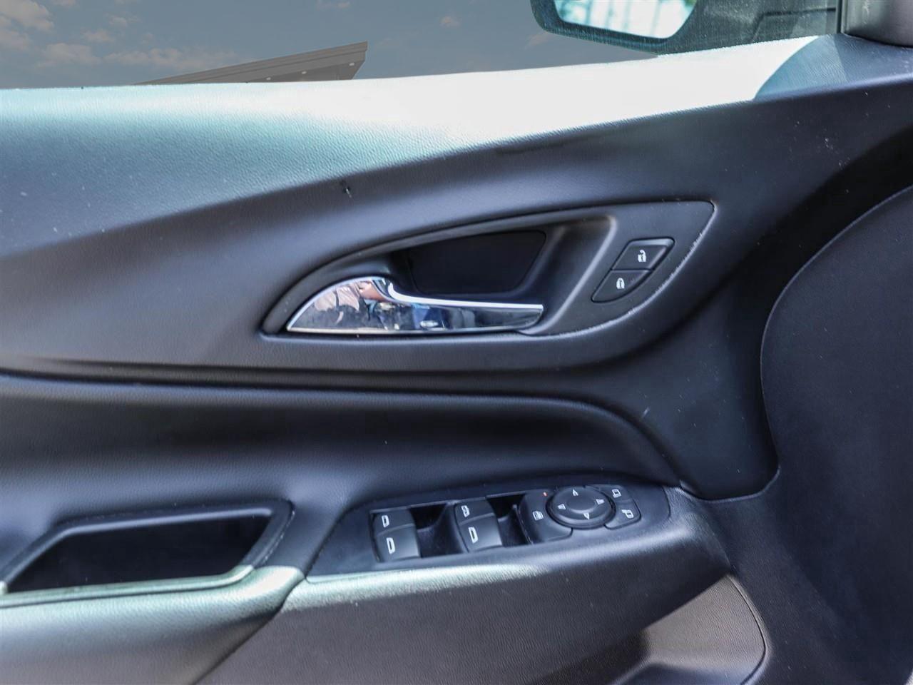 2019 Chevrolet Equinox LT w/3LT All-Wheel Drive Photo