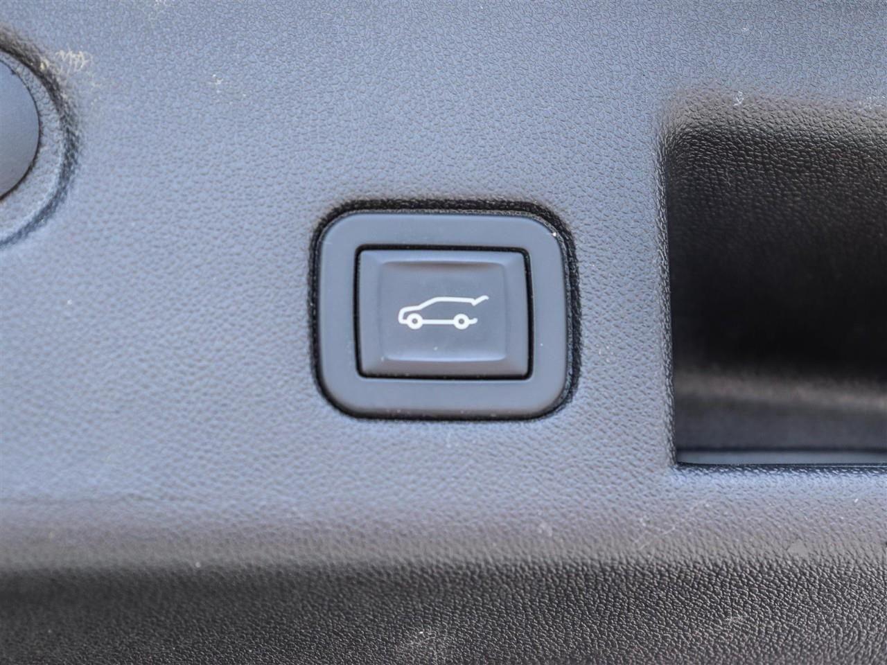 2019 Chevrolet Equinox LT w/3LT All-Wheel Drive Photo