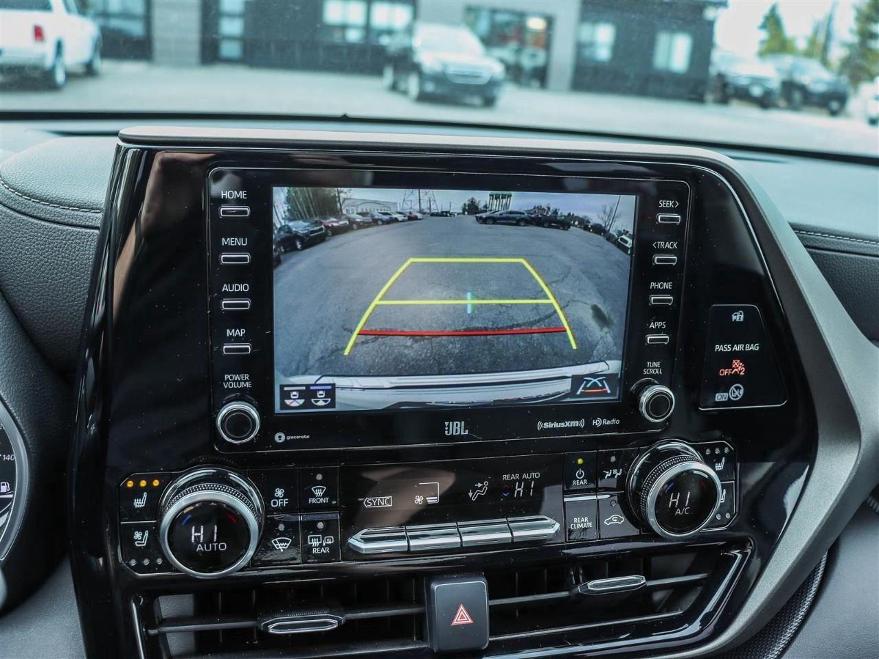 2021 Toyota Highlander Hybrid Limited 4dr All-Wheel Drive Photo