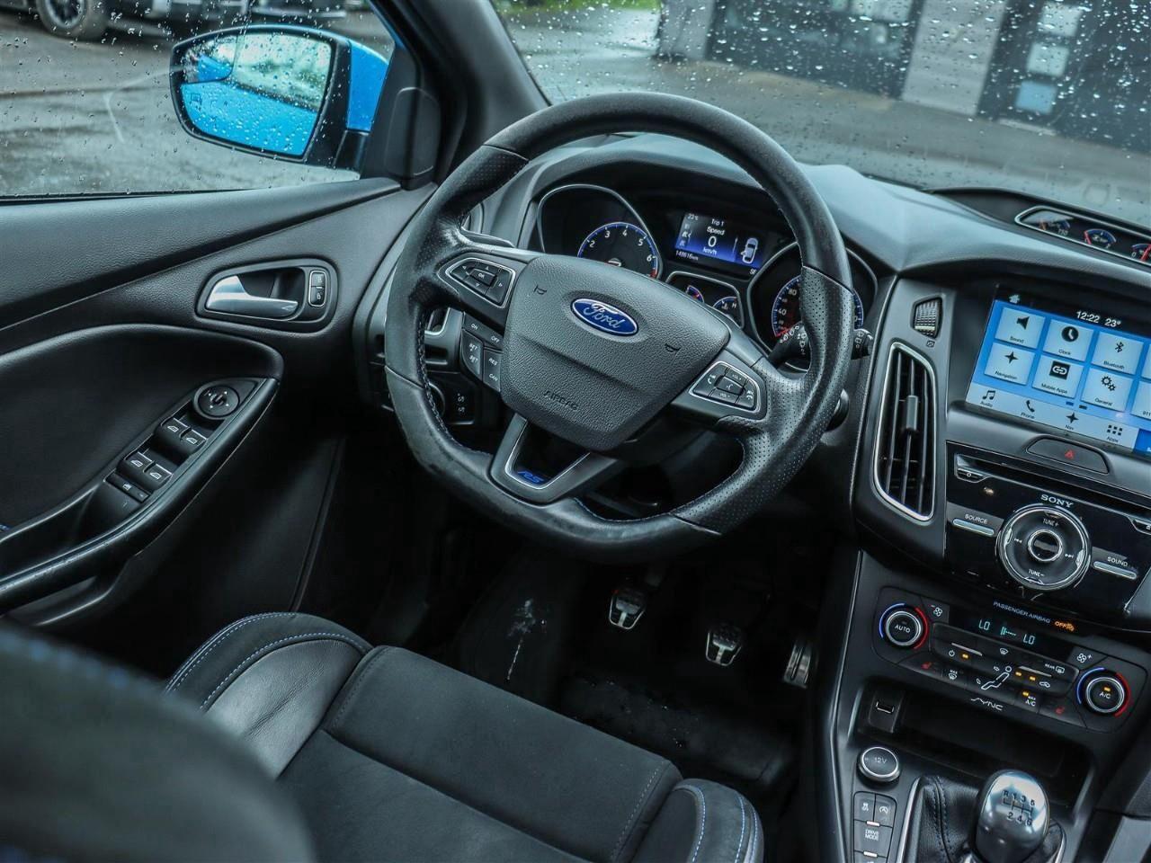 2016 Ford Focus RS Base 4dr Hatchback Photo