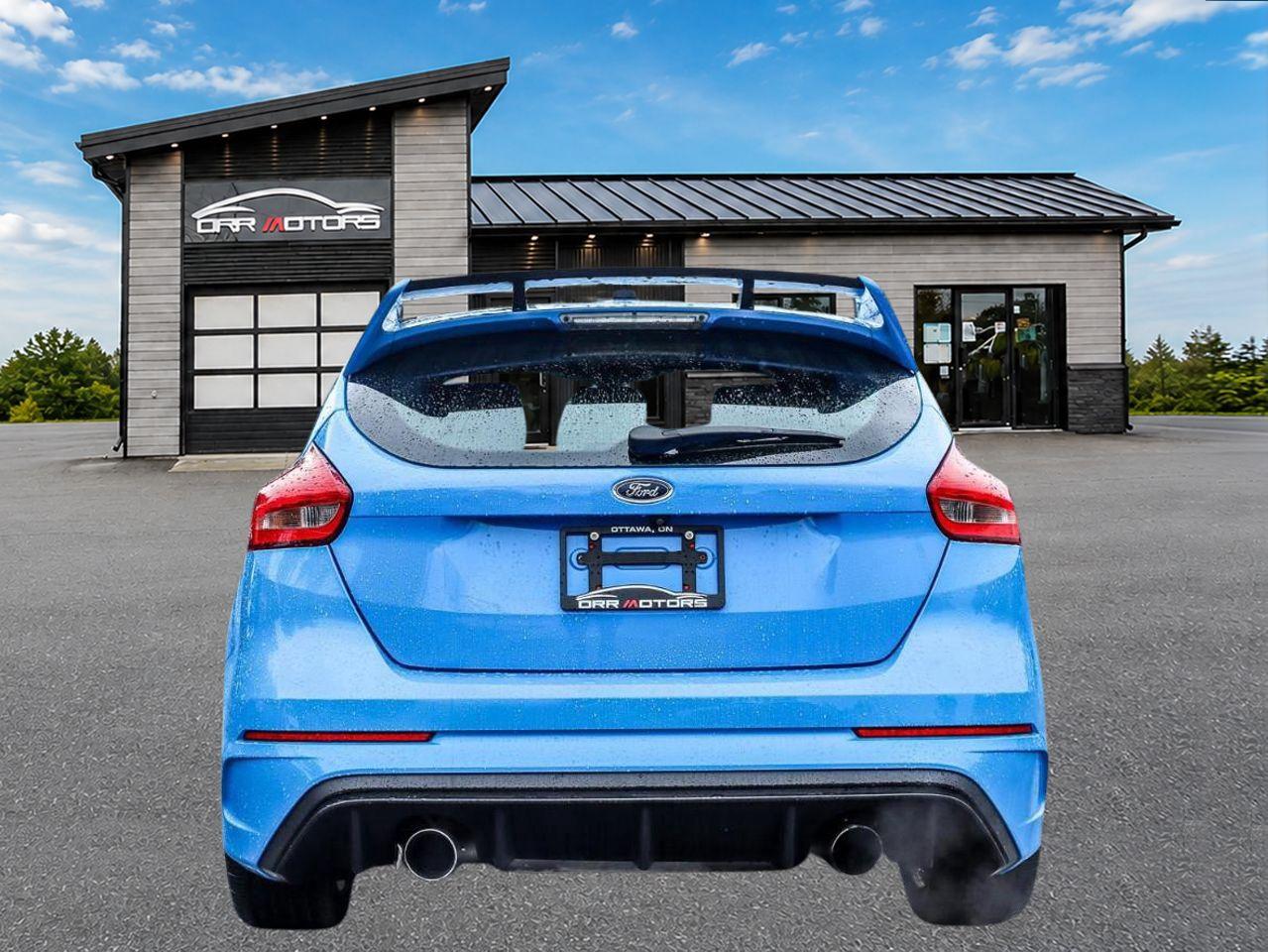 2016 Ford Focus RS Base 4dr Hatchback Photo3