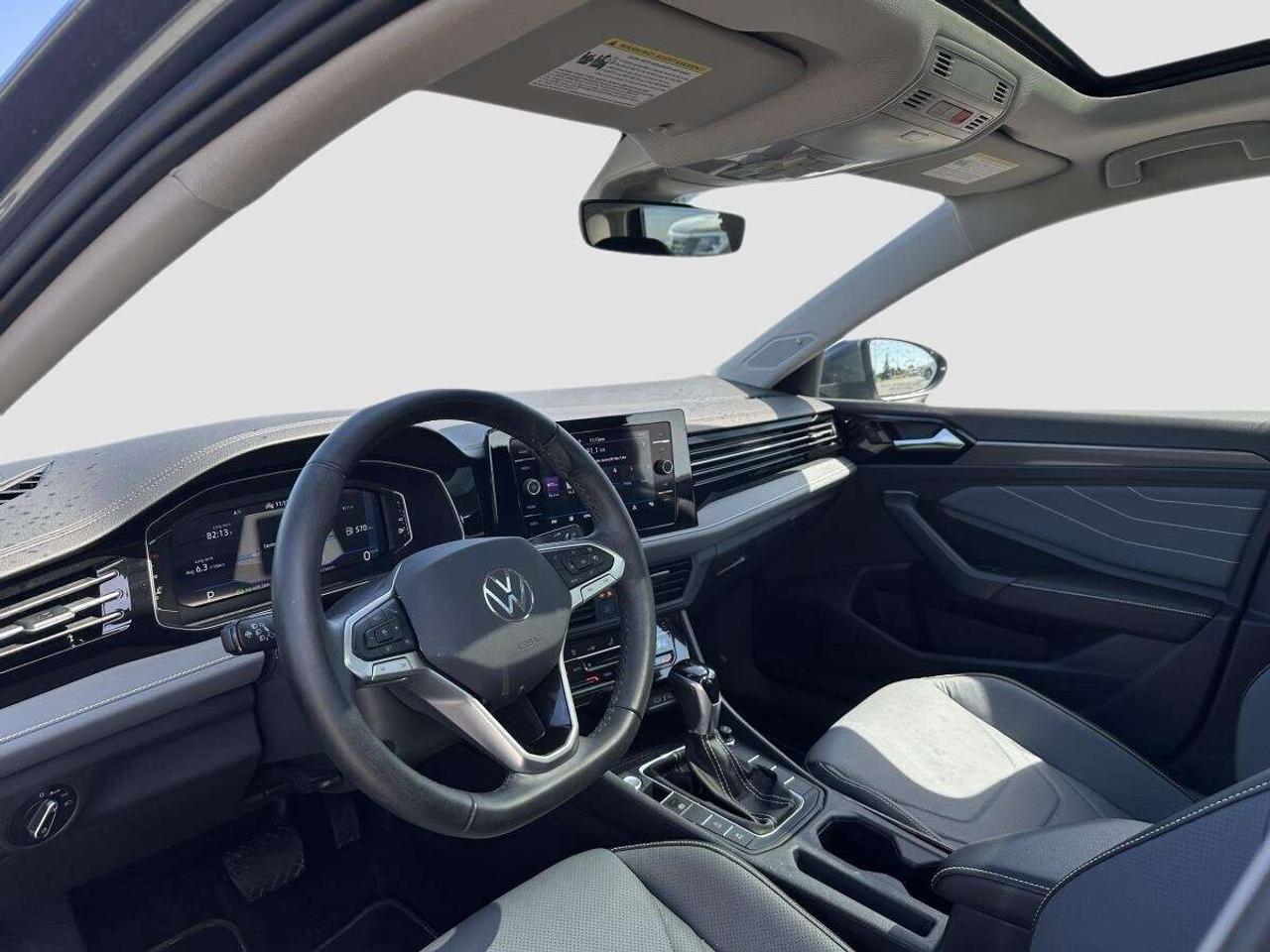 2025 Volkswagen Jetta Highline Auto - 1 OWNER/CLEAN CARFAX Photo