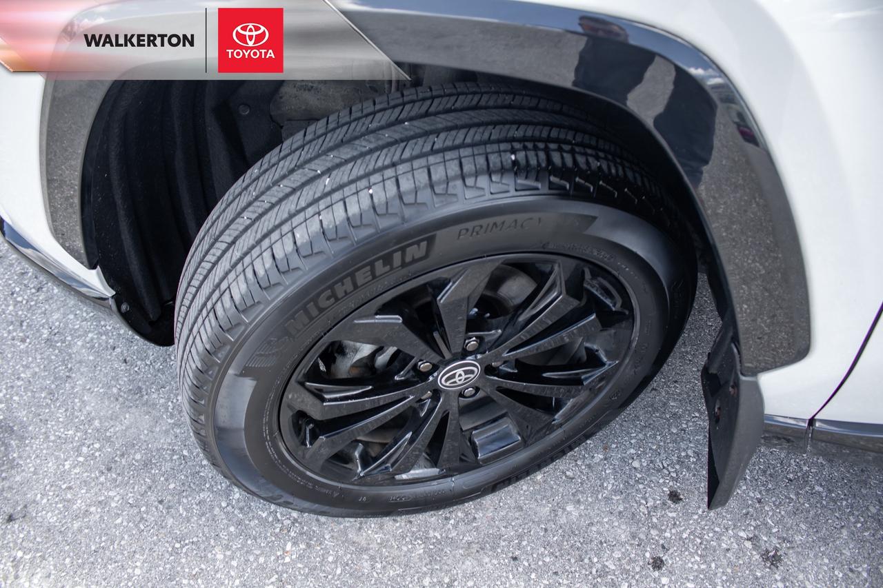 2023 Toyota RAV4 Hybrid XSE 4dr All-Wheel Drive Photo4