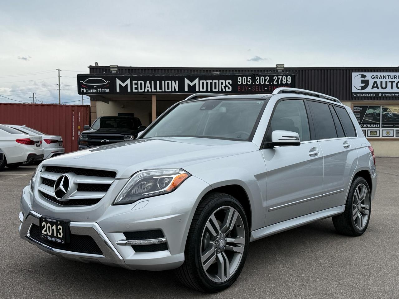 2013 Mercedes-Benz GLK-Class GLK 350 ACCIDENT FREE 1-OWNER NAVI CAM DUAL SUNROO Photo0