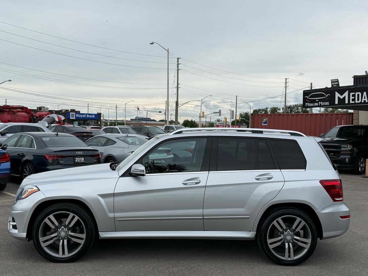 2013 Mercedes-Benz GLK-Class GLK 350 ACCIDENT FREE 1-OWNER NAVI CAM DUAL SUNROO Photo