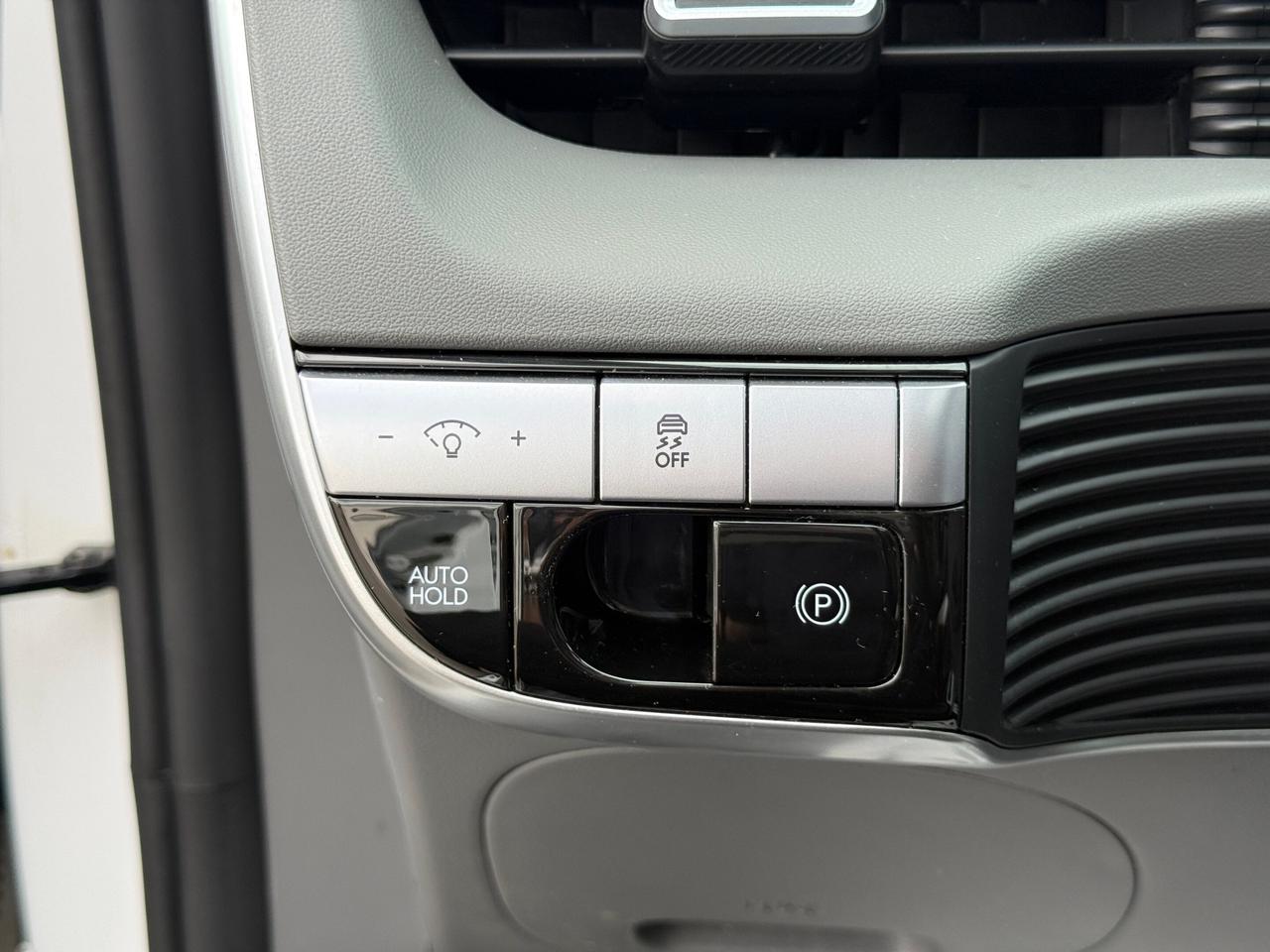 2024 Hyundai IONIQ 5 PREFERRED   AWD   LONG RANGE    NO ACCIDENT   ONE Photo