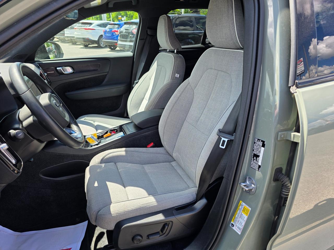 2024 Volvo XC40 Recharge Pure Electric Twin Ultimate 4dr All-Wheel Drive Sport Utility Photo